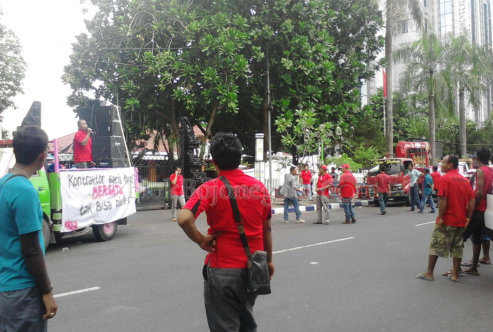 Dipersulit Saat Ikut Lelang, Kontraktor Bojonegoro Demo Pemkab